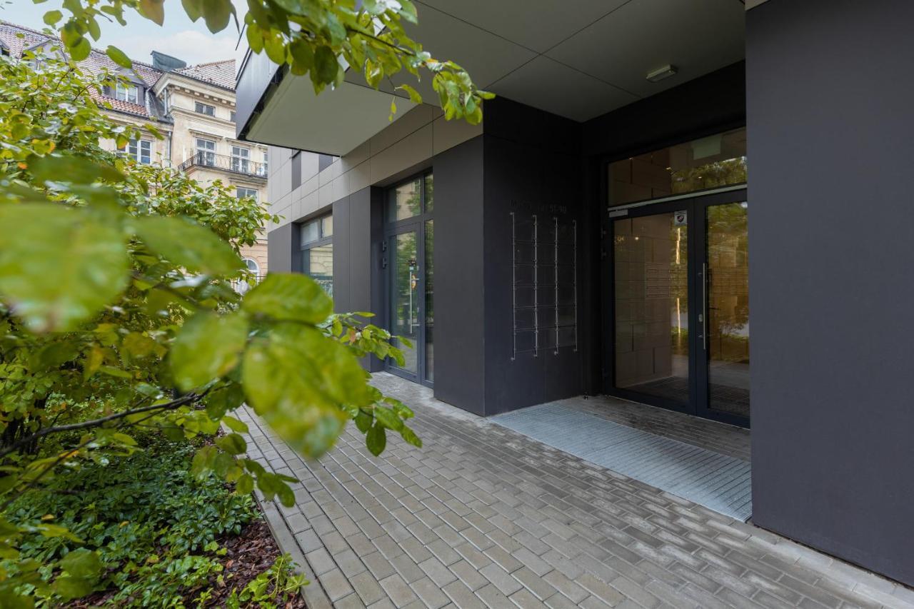 Srodmiescie Warsaw Muranow Apartments With Parking By Noclegi Renters Buitenkant foto