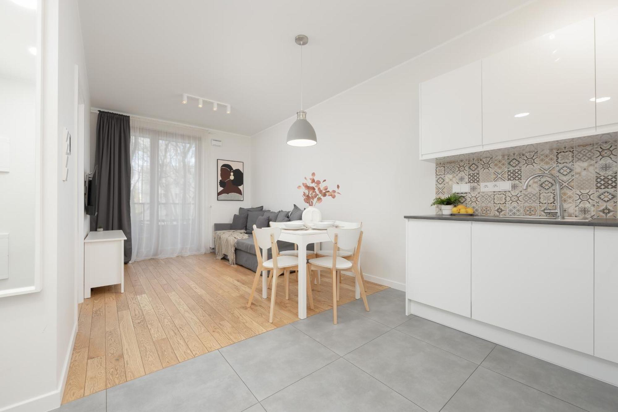 Srodmiescie Warsaw Muranow Apartments With Parking By Noclegi Renters Buitenkant foto